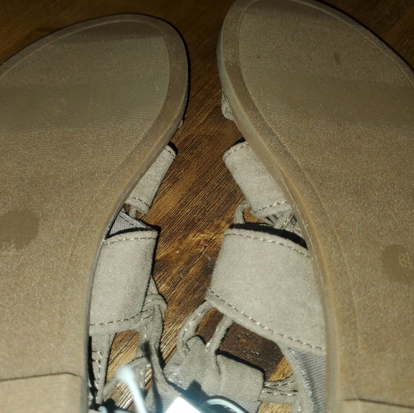 NWT Women's OLD NAVY Light Tan Brown Faux Suede Gladiator Sandals Spring Boho - Picture 8 of 9
